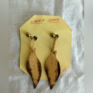 Liberia Artisan Hand Crafted Polished Wood Dangle Earrings Clip On Vintage 3.5”